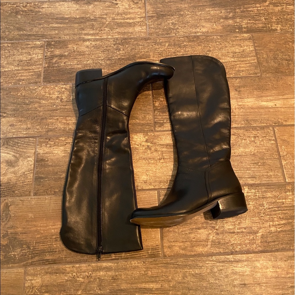 SIXTH + LOVE BLACK LEATHER BOOTS